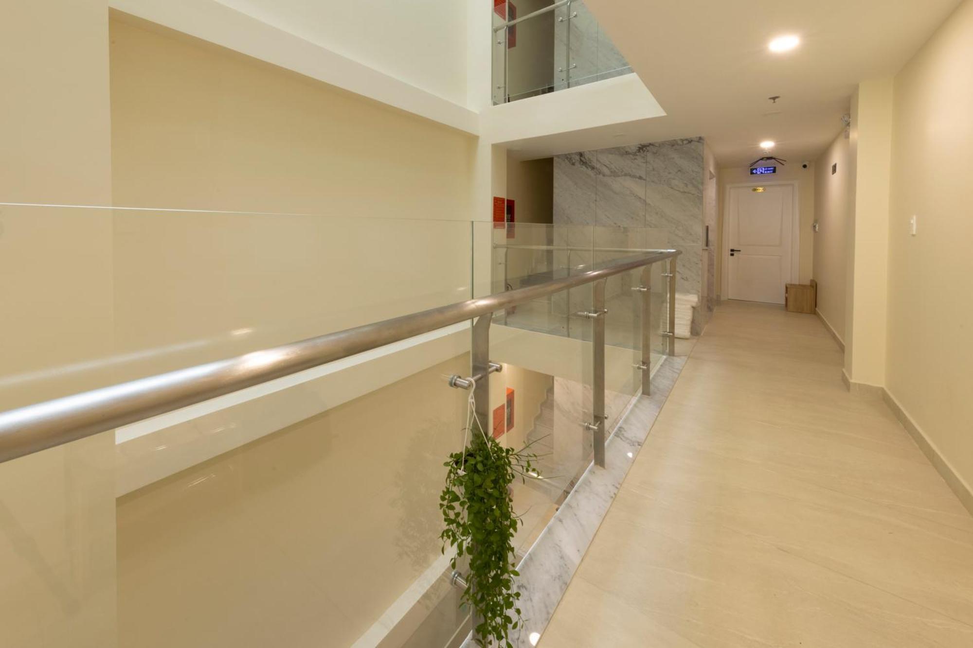 Ben Thanh Luxury Suite Hotel & Spa Хошимин Екстериор снимка